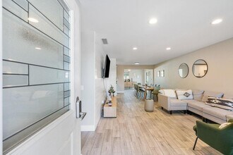 82934 Vía Venecia in Indio, CA - Building Photo - Building Photo