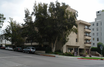 Hobart Apartments in Los Angeles, CA - Building Photo - Building Photo