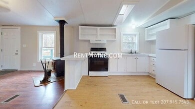 43 Sweet Fern Dr in Greenbush, ME - Foto de edificio - Building Photo