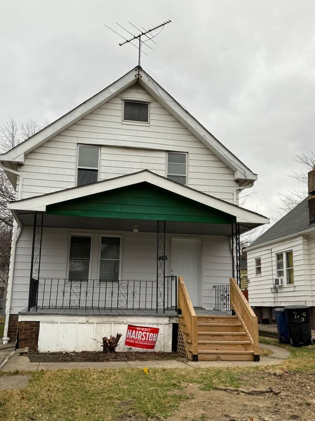 property at 1465 E 172nd St