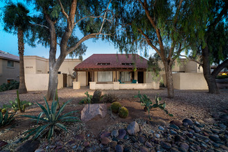 16629 E Almont Dr in Fountain Hills, AZ - Building Photo - Building Photo