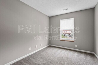 5009 Trotter Dr in Lafayette, IN - Building Photo - Building Photo
