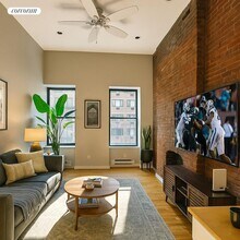 215 E 118th St in New York, NY - Building Photo - Building Photo