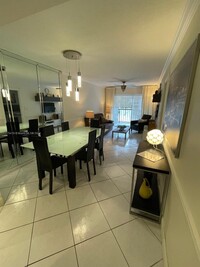 201 178th Dr in Sunny Isles Beach, FL - Building Photo - Building Photo