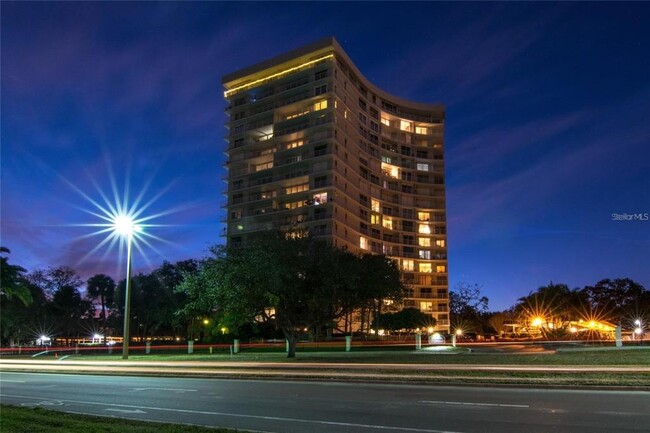 2611 Bayshore Blvd in Tampa, FL - Building Photo - Building Photo