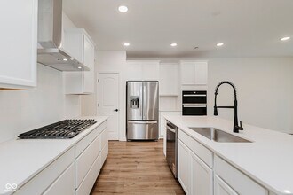 7306 Shroyer Wy in Noblesville, IN - Building Photo - Building Photo