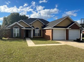 112 Oakwood Ct in Leesburg, GA - Building Photo