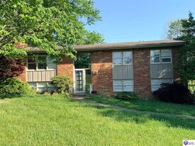 1004 Pawnee Dr in Elizabethtown, KY - Building Photo