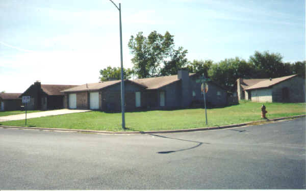 Raton Pass in Austin, TX - Building Photo