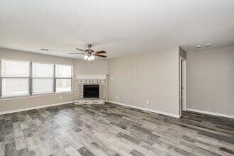 5105 Raymond Dr in Fort Worth, TX - Building Photo - Building Photo
