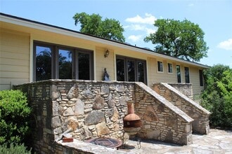 1401 Mt Sharp Rd in Wimberley, TX - Building Photo - Building Photo