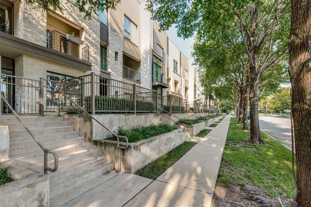property at 4111 Newton Ave