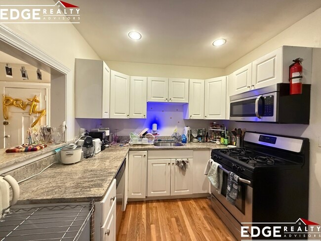 property at 72 Egmont St