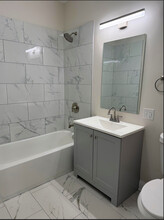 2108 W 69th Pl in Chicago, IL - Building Photo - Building Photo