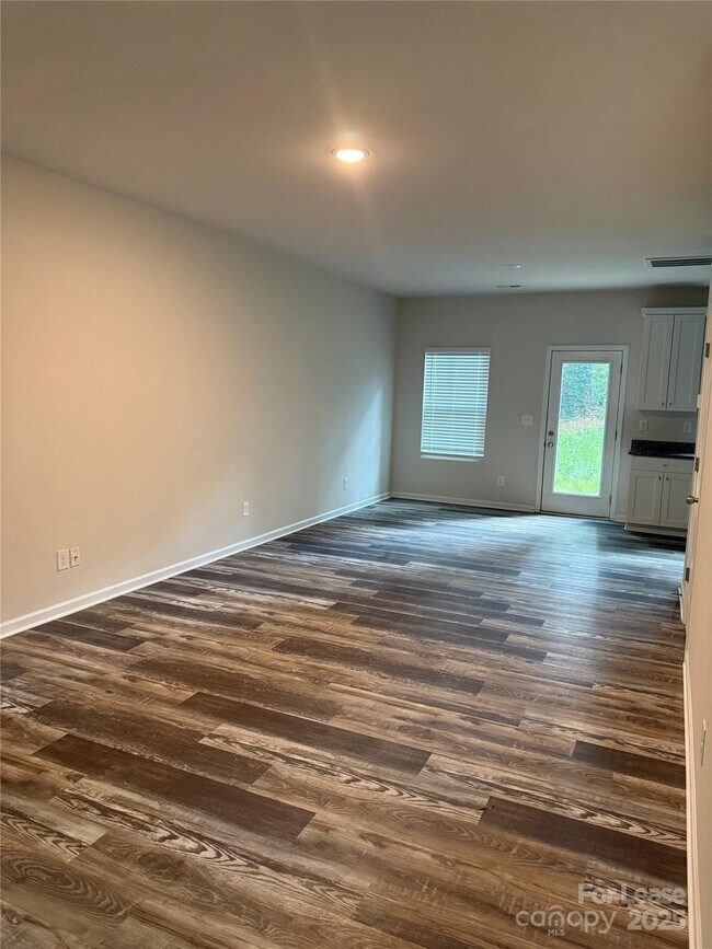 1827 McDonald St in Charlotte, NC - Building Photo - Building Photo