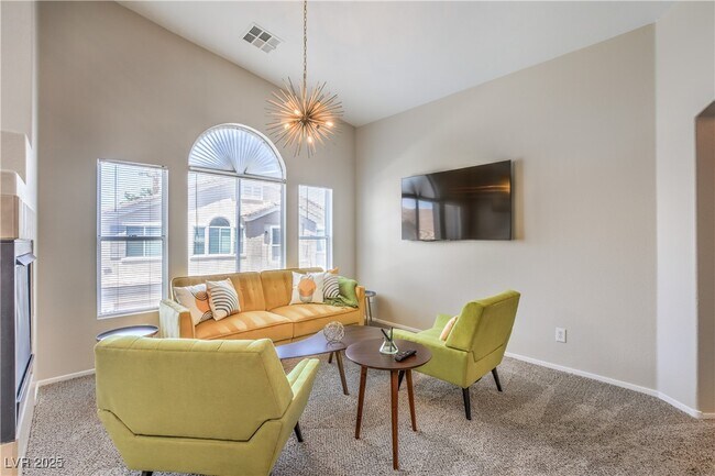 1587 Rusty Ridge Ln in Henderson, NV - Building Photo - Building Photo