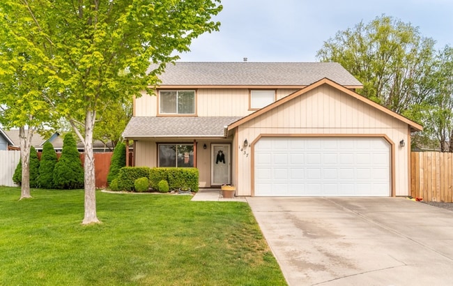 property at 1437 S Cougar Dr