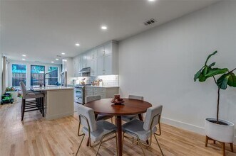 3428 Asbury St in Dallas, TX - Building Photo - Building Photo