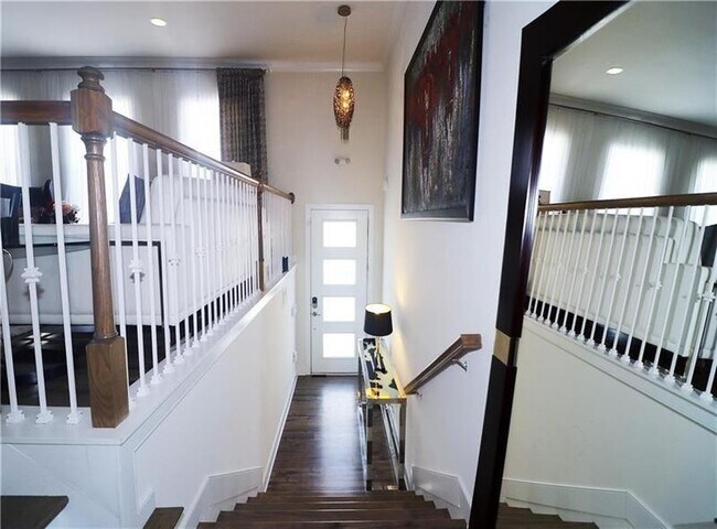 860 Stonehill Ln in Atlanta, GA - Building Photo - Building Photo