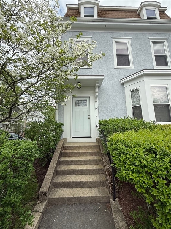 property at 10 Church St