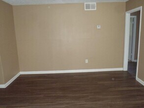 4843 Violet Ave in Memphis, TN - Building Photo - Building Photo