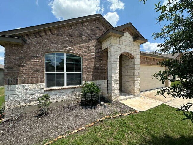 512 Swift Move in Schertz, TX - Building Photo - Building Photo