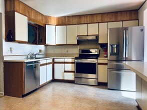 1202 Yellowstone Dr in Newark, DE - Building Photo - Building Photo