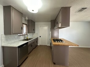 24353 Sunnymead Boulevard in Moreno Valley, CA - Building Photo - Building Photo