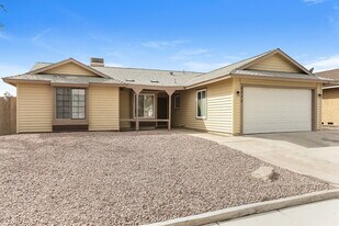 6533 Faith Peak Dr in Las Vegas, NV - Building Photo