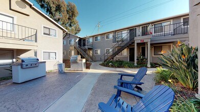 Comfortable, Modern Living with Easy Acces... in San Diego, CA - Foto de edificio - Building Photo