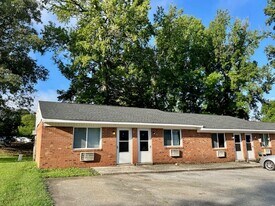 201 Woodnell St, Unit 201-E in Greensboro, NC - Building Photo