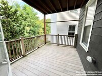 108 Buttonwood St photo'