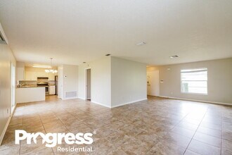 2141 Kendall Ct in Deltona, FL - Building Photo - Building Photo