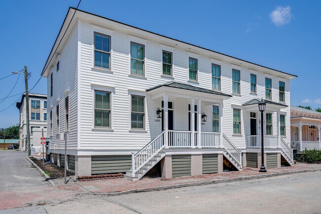 property at 1409 Jefferson St