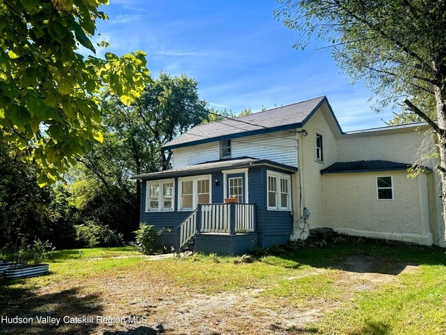 1227 US-9 in Hudson, NY - Building Photo - Building Photo