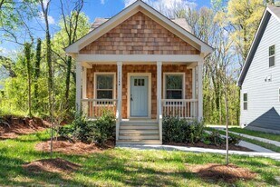 1114 Violet St in Durham, NC - Building Photo