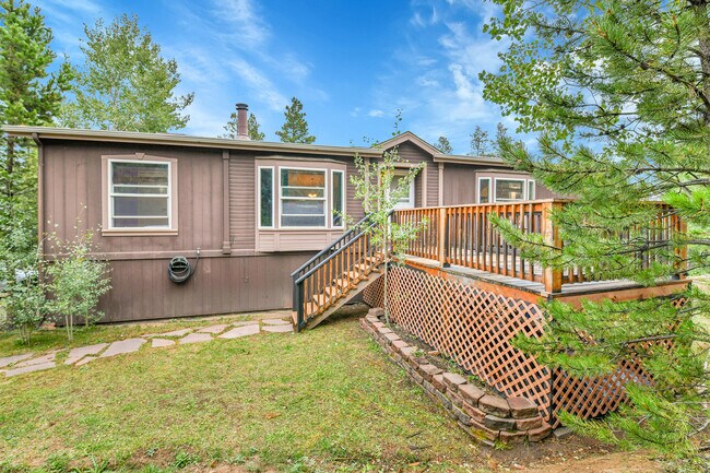 property at 2773 Coyote Cir