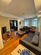 1901 Beacon St, Unit #2 in Brookline, MA - Building Photo - Building Photo