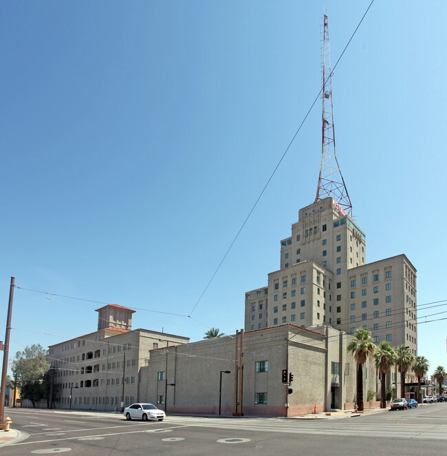 Westward Ho in Phoenix, AZ - Foto de edificio - Building Photo