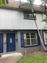 4730 NW 9th Dr, Unit 4730 in Plantation, FL - Building Photo