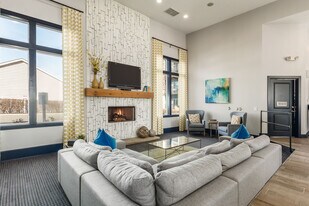 Dublin Square in Columbus, OH - Building Photo