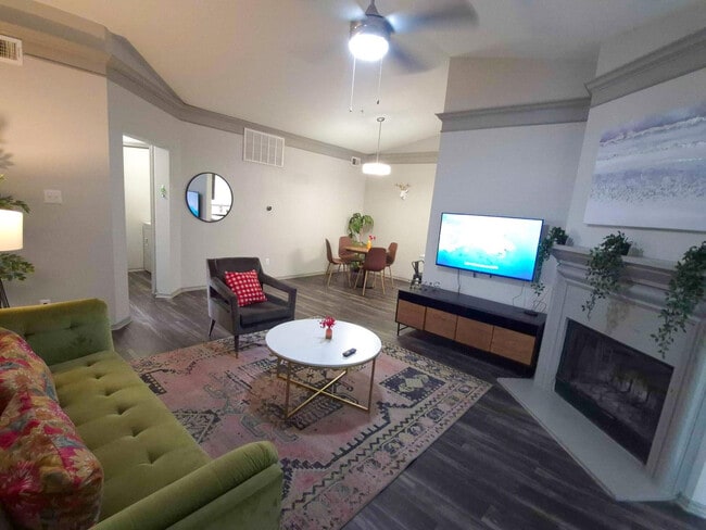 12100 Metric Blvd in Austin, TX - Building Photo - Building Photo