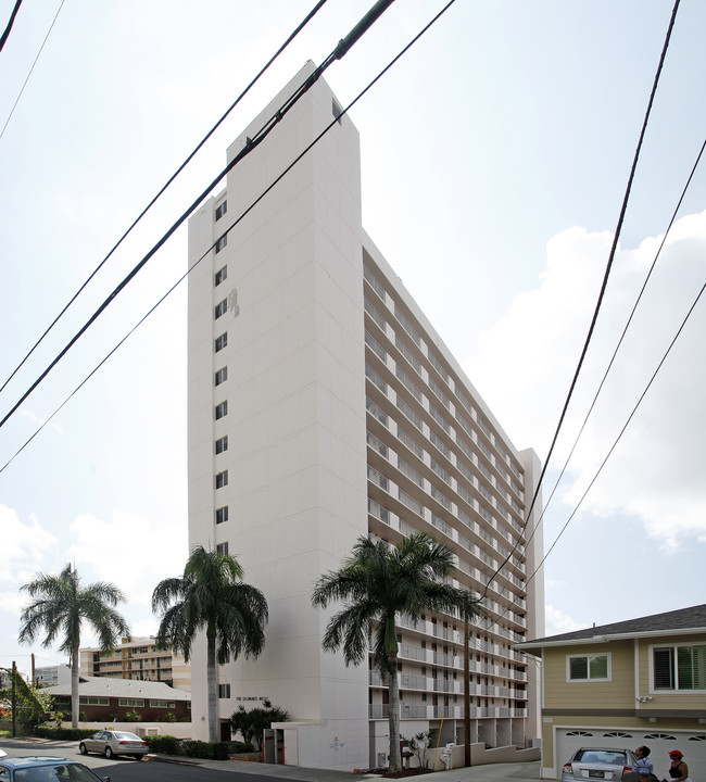 The Dominis West in Honolulu, HI - Foto de edificio - Building Photo