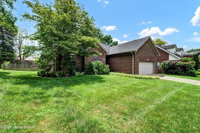 9816 Calamar Ct in Louisville, KY - Building Photo - Building Photo
