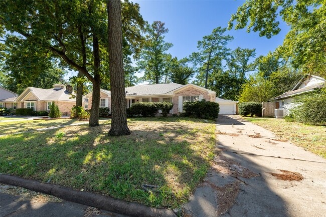 22019 Kenchester Dr in Houston, TX - Building Photo - Building Photo
