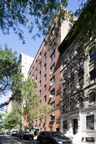 115 E 90th St in New York, NY - Building Photo