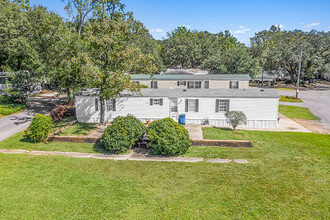 Pala Verde Mobile Home Park in Mobile, AL - Building Photo - Building Photo