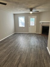 171 Petersburg Cir, Unit 171-A in Augusta, GA - Foto de edificio - Building Photo