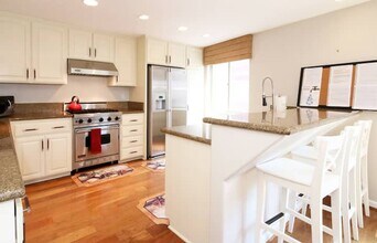 832 Ormond Ct in San Diego, CA - Building Photo - Building Photo