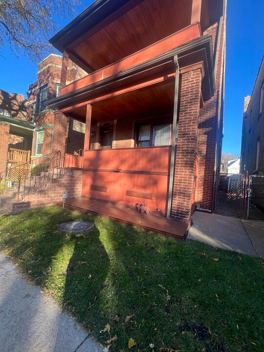 4839 N Claremont Ave in Chicago, IL - Building Photo